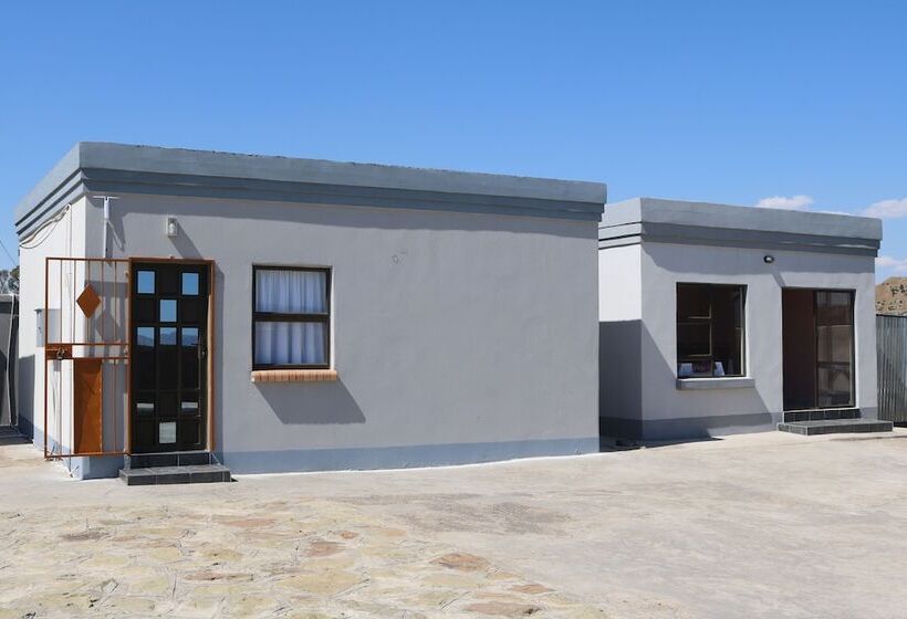 פנסיון Davilla Guest House