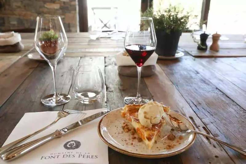 ペンション Domaine De La Font Des Pères   Teritoria