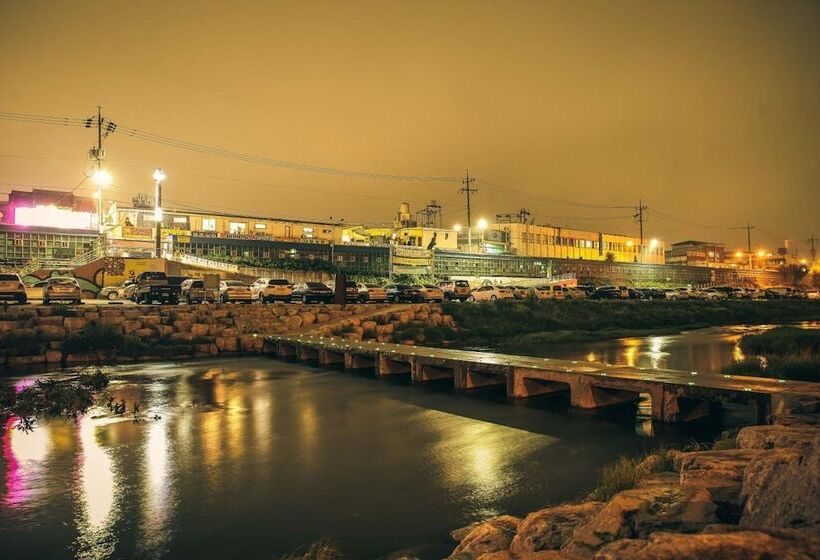 Pensió Wansangolgh Guest House