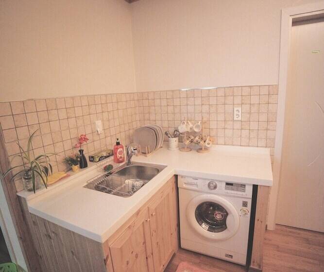 Pensió Wansangolgh Guest House