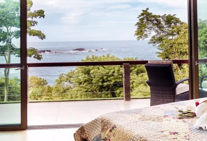 Hotelli Cocobolo Beach Boutique