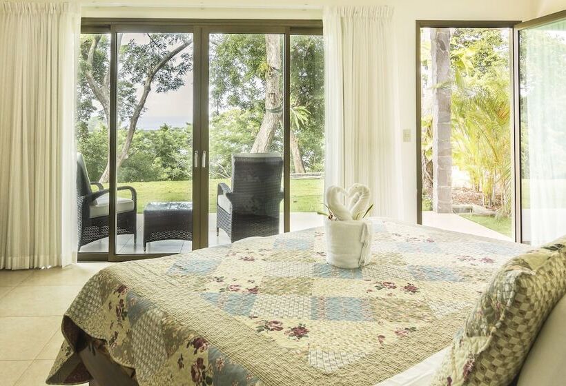 酒店 Cocobolo Beach Boutique