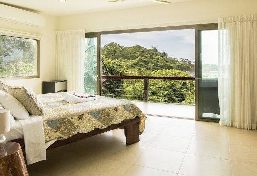 酒店 Cocobolo Beach Boutique