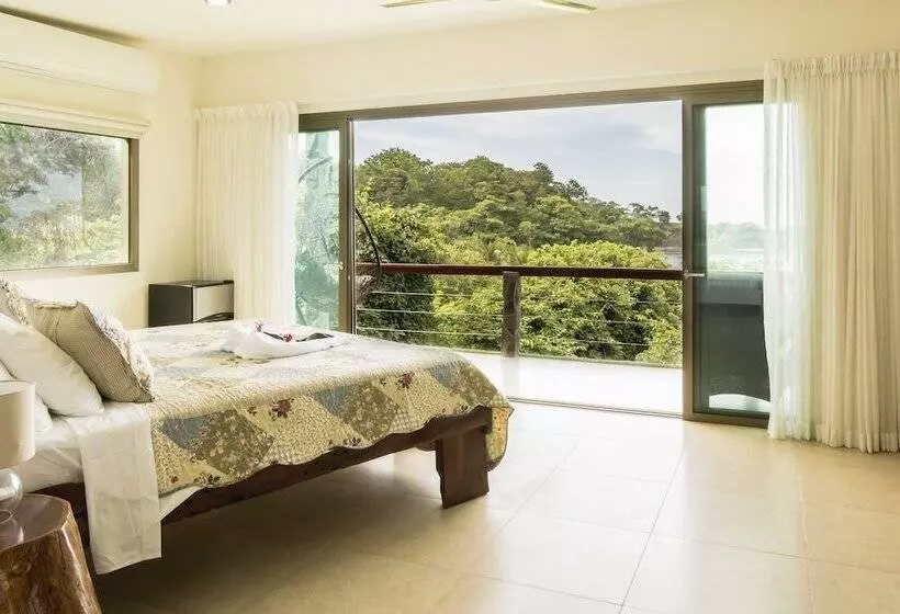 Hotelli Cocobolo Beach Boutique