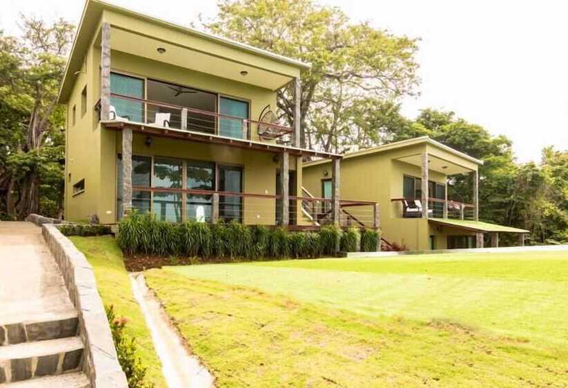 酒店 Cocobolo Beach Boutique