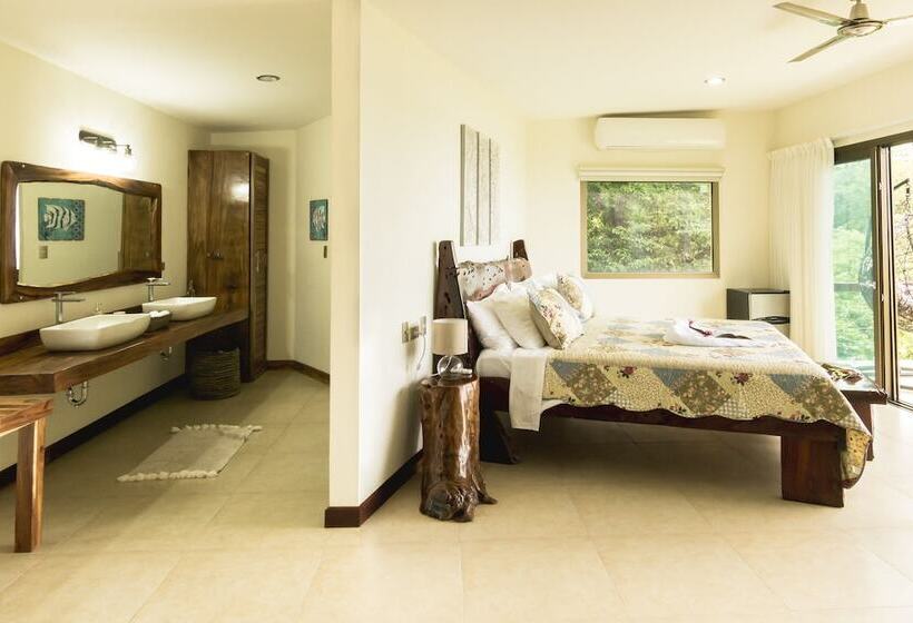 酒店 Cocobolo Beach Boutique