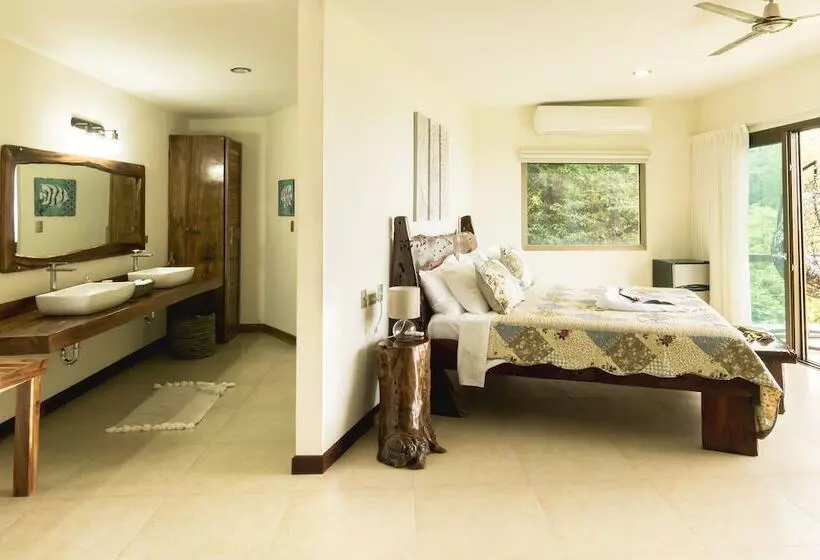 Hotelli Cocobolo Beach Boutique