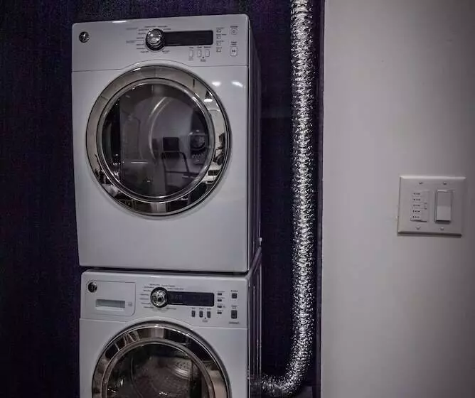 Kapselihotelli Panda Pod