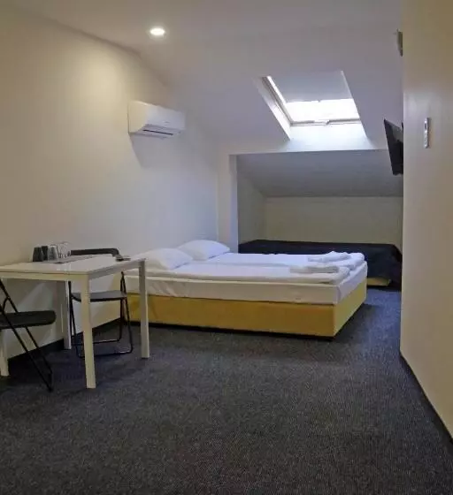 ペンション стаи за гости централ фамилни стаи & апартаменти