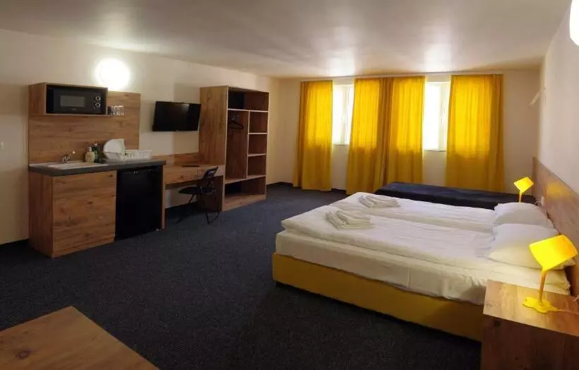 ペンション стаи за гости централ фамилни стаи & апартаменти