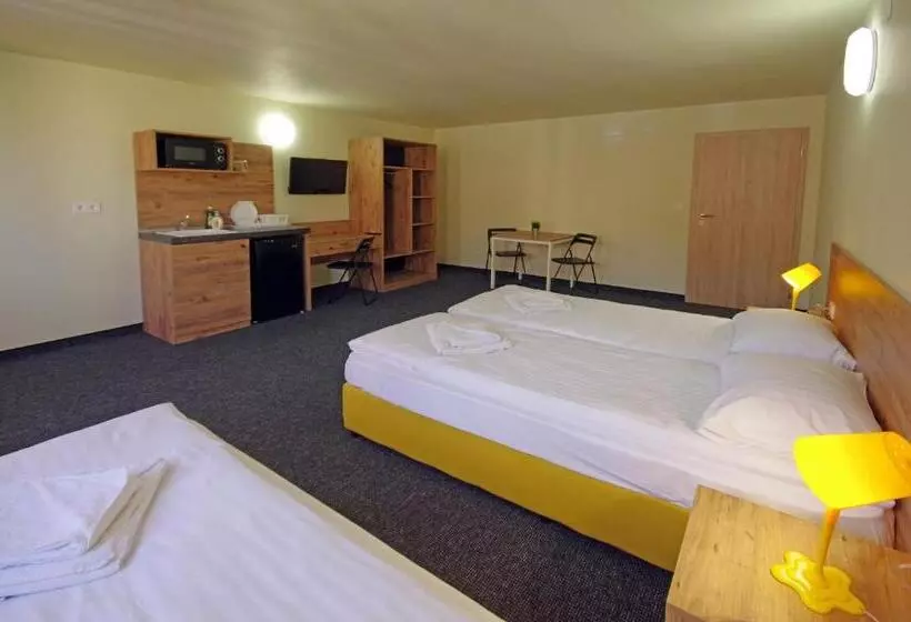 ペンション стаи за гости централ фамилни стаи & апартаменти