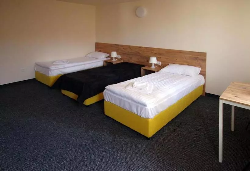 ペンション стаи за гости централ фамилни стаи & апартаменти