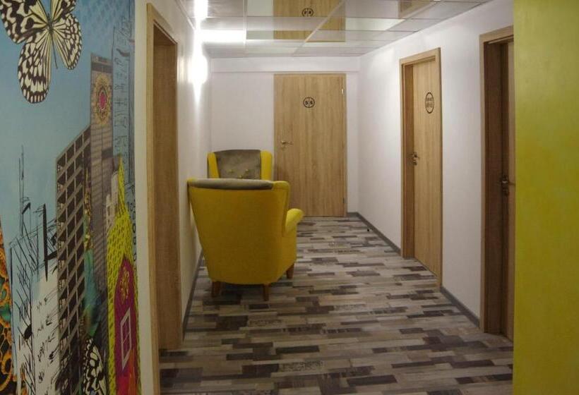 بنسيون стаи за гости централ фамилни стаи & апартаменти