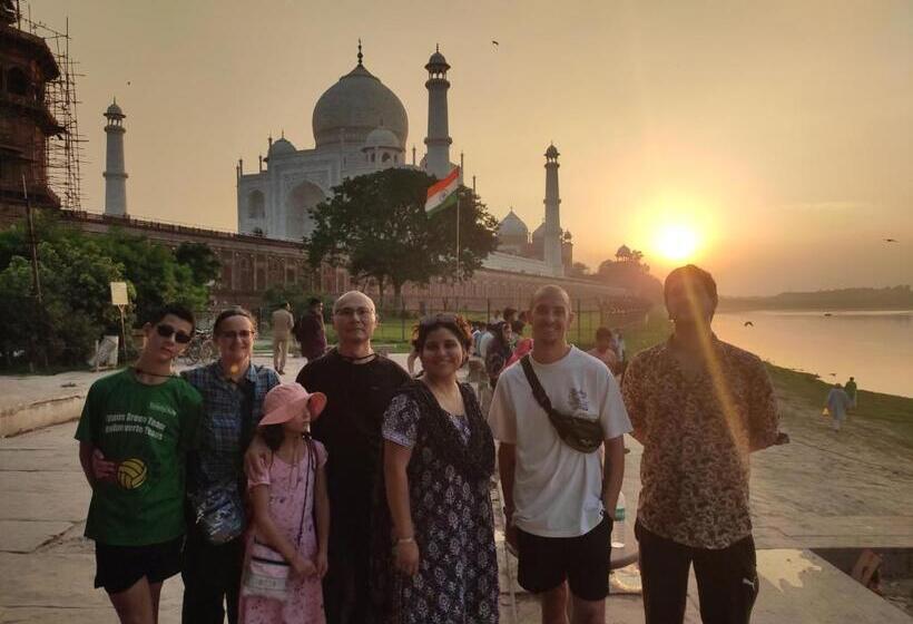 هاستل Zigzag Homestay