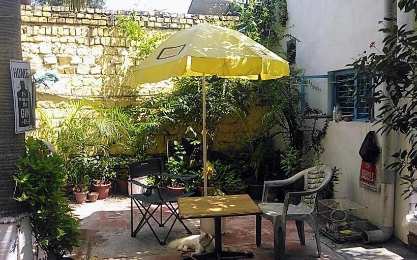 هاستل Zigzag Homestay