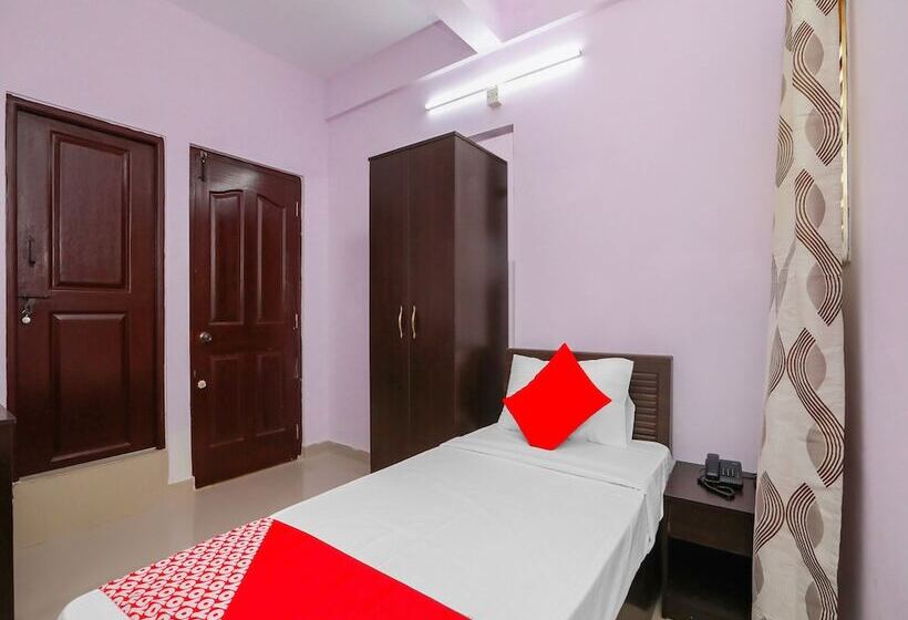 Bed and Breakfast Oyo 18600 Krish Lakeside Comforts