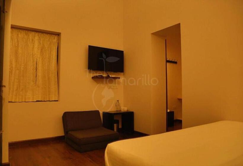 Bed & Breakfast The Tamarillo