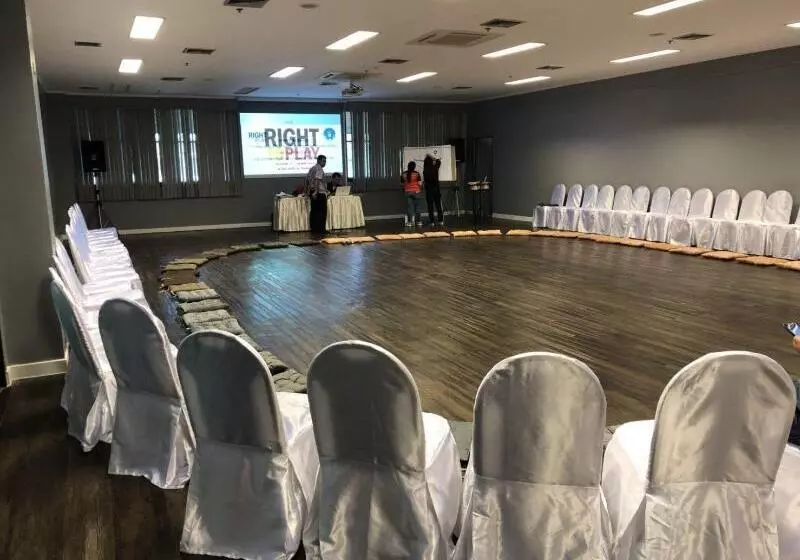 Eco Hotel By Thammasat