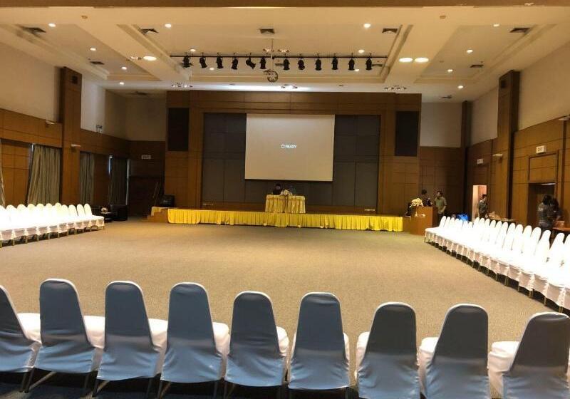 Eco Hotel By Thammasat