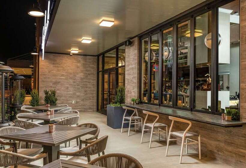 Otel Hilton Garden Inn Memphis Downtown Beale Street