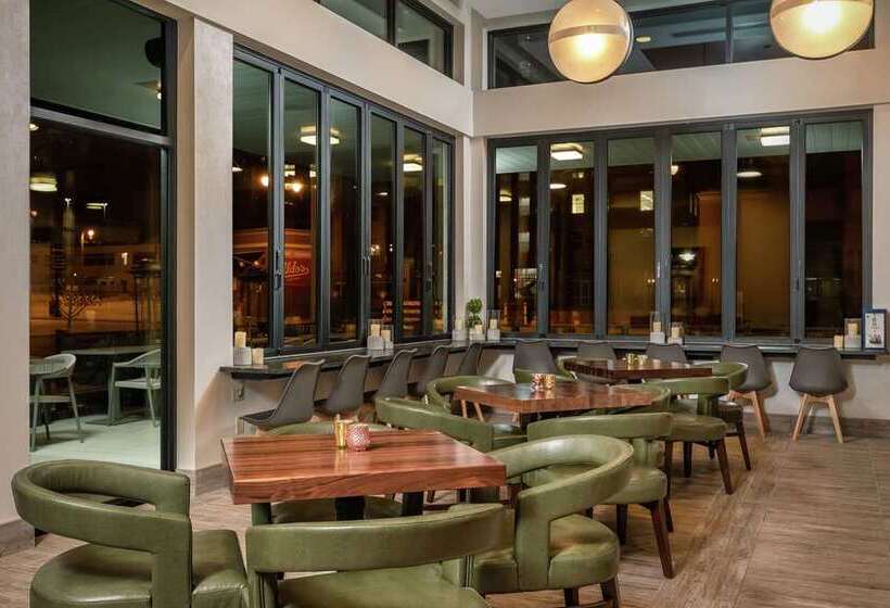 Otel Hilton Garden Inn Memphis Downtown Beale Street