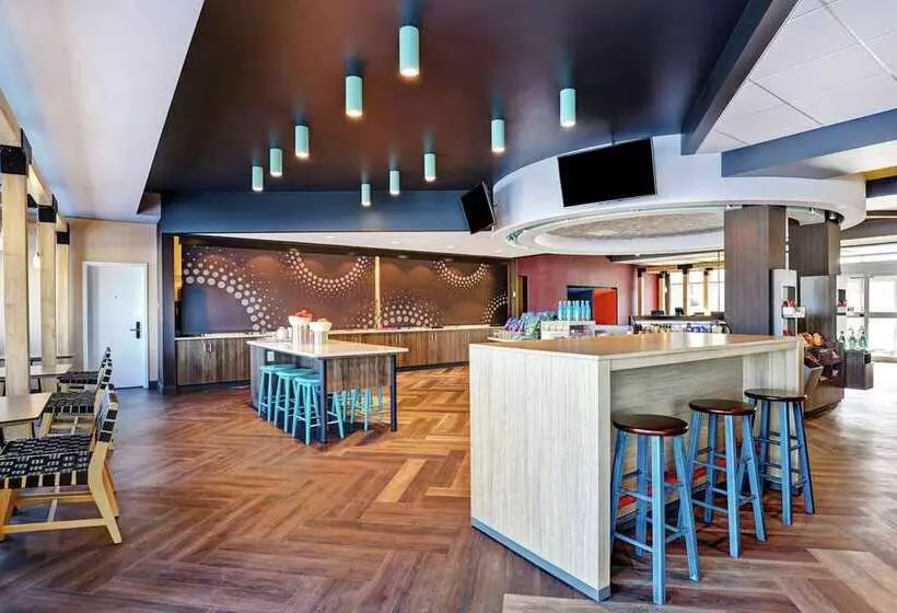 Hotelli Tru By Hilton Edmonton Windermere