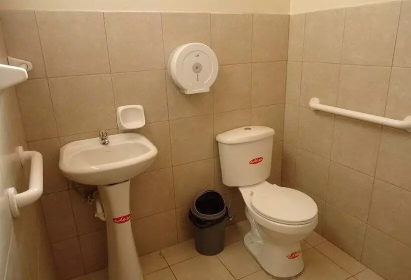 پانسیون Hostal Aly 2