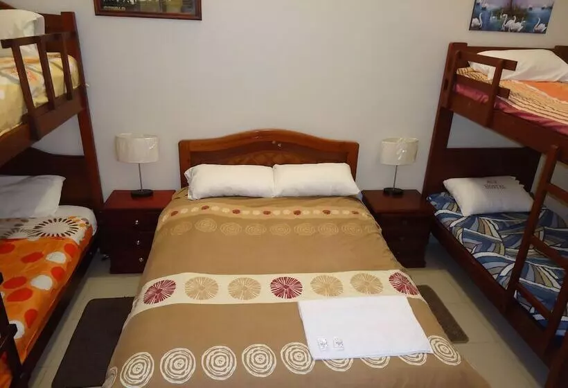 پانسیون Hostal Aly 2