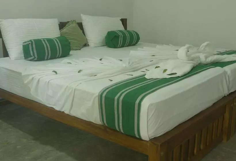 پانسیون Kadulla Villa