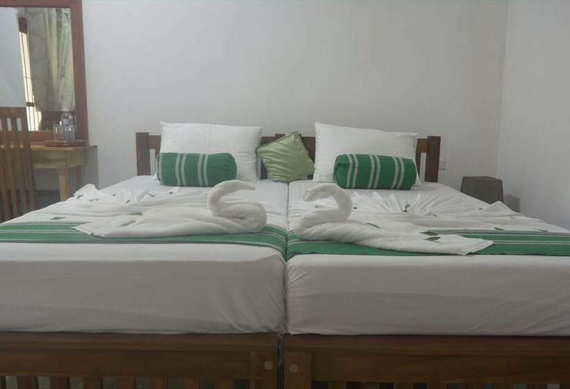 بنسيون Kadulla Villa