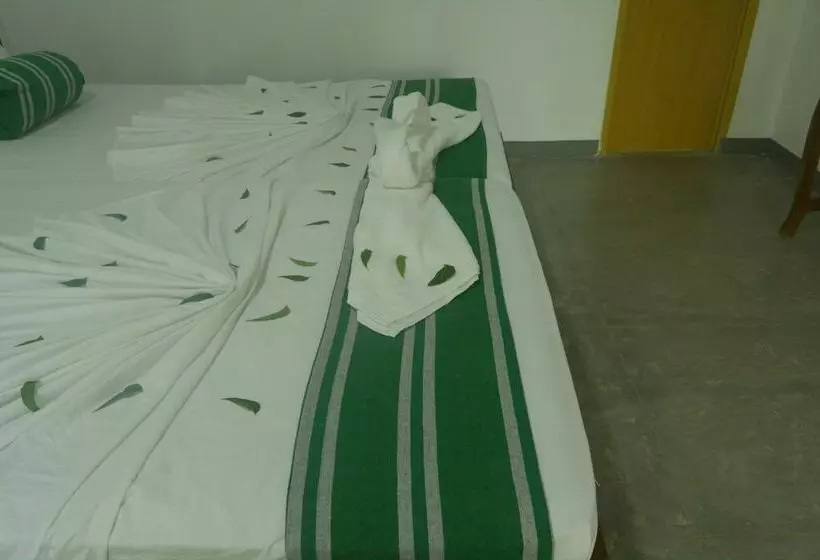 پانسیون Kadulla Villa
