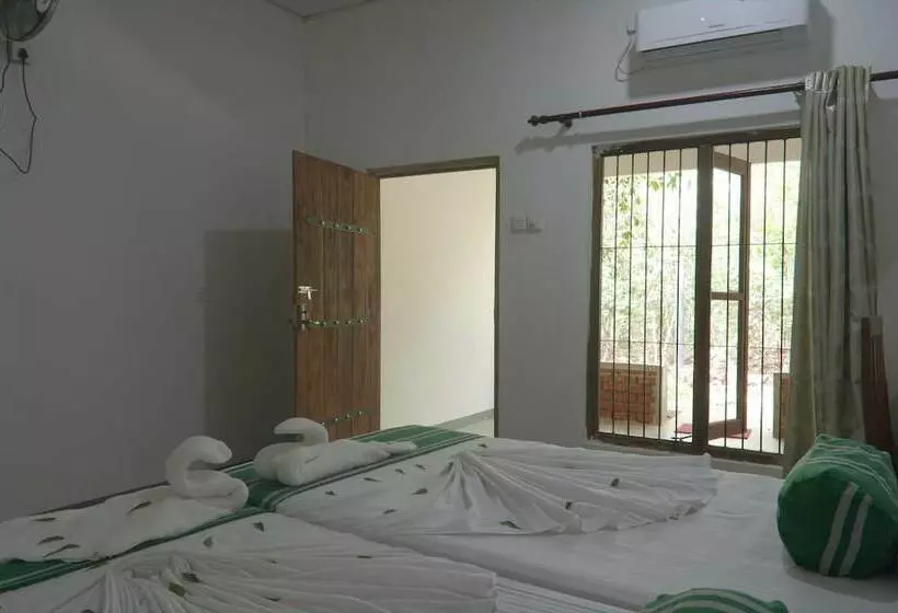 پانسیون Kadulla Villa