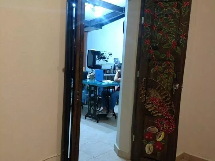 پانسیون Hostal Tía Mema