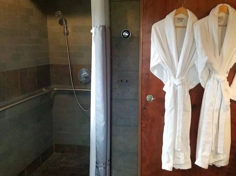 Retkeilymaja The Inn At Newport Ranch