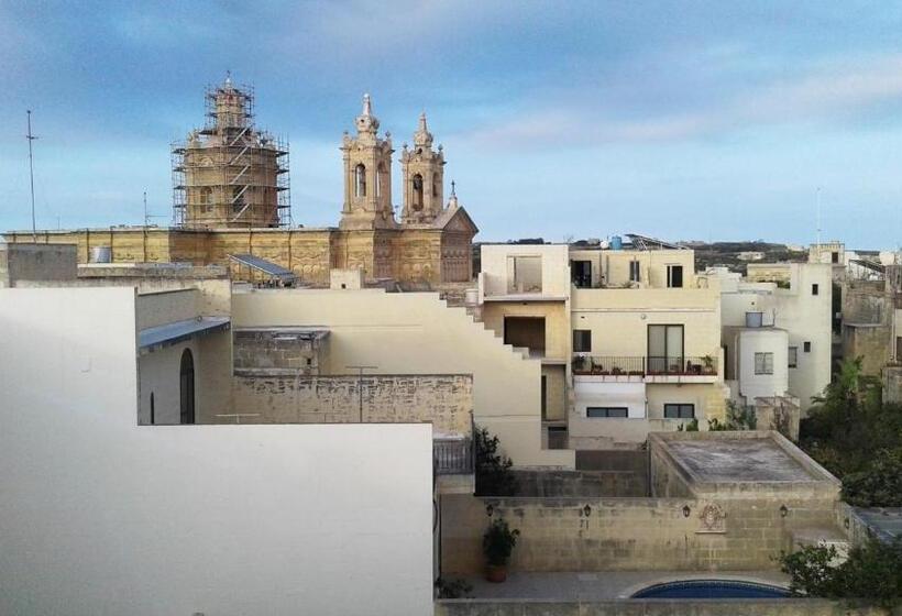 تختخواب و صبحانه Ta Paolo