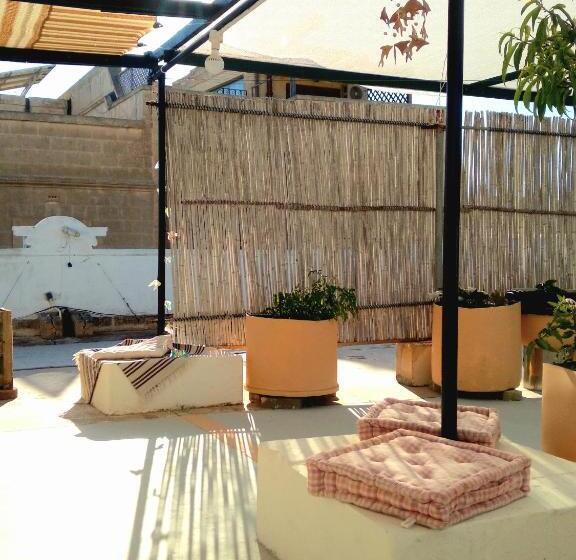 تختخواب و صبحانه Ta Paolo