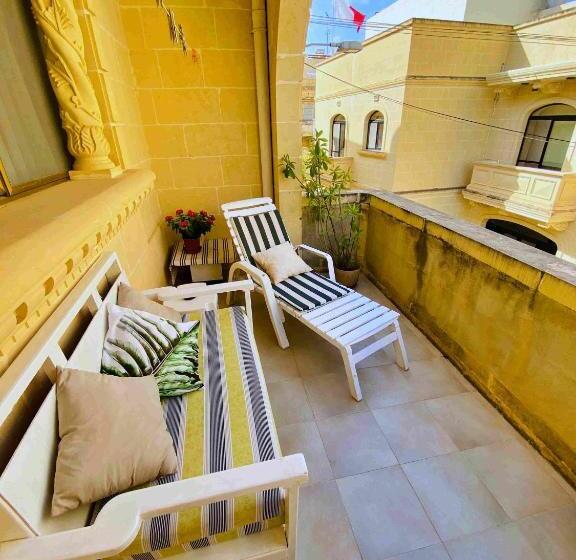 تختخواب و صبحانه Ta Paolo