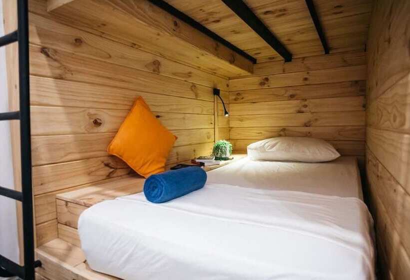 Island Hostels Colombo