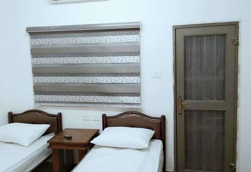 پانسیون Aman Hostel