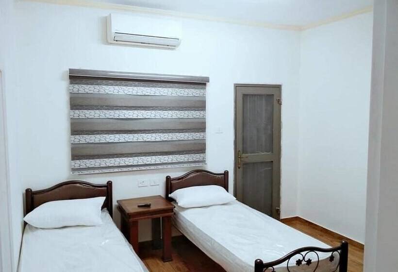 پانسیون Aman Hostel