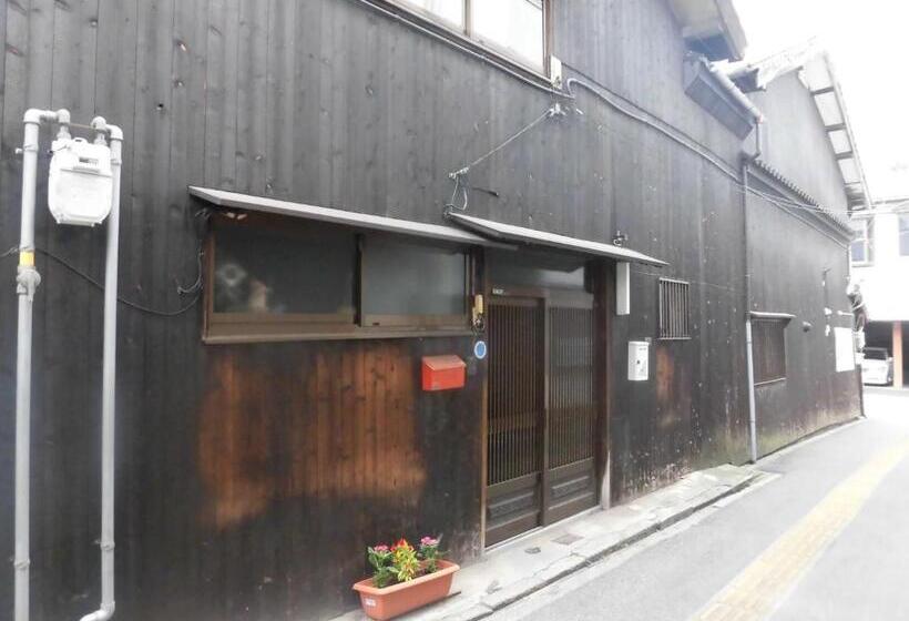 פנסיון Share House Amigos