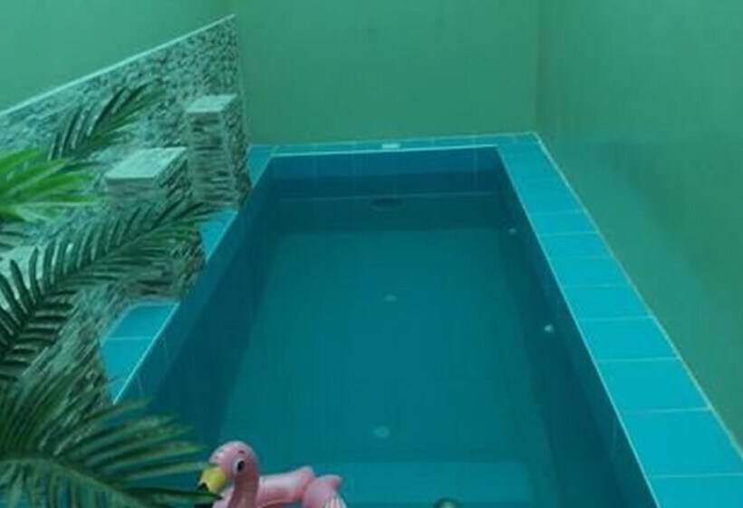 تختخواب و صبحانه Aypa Hostal