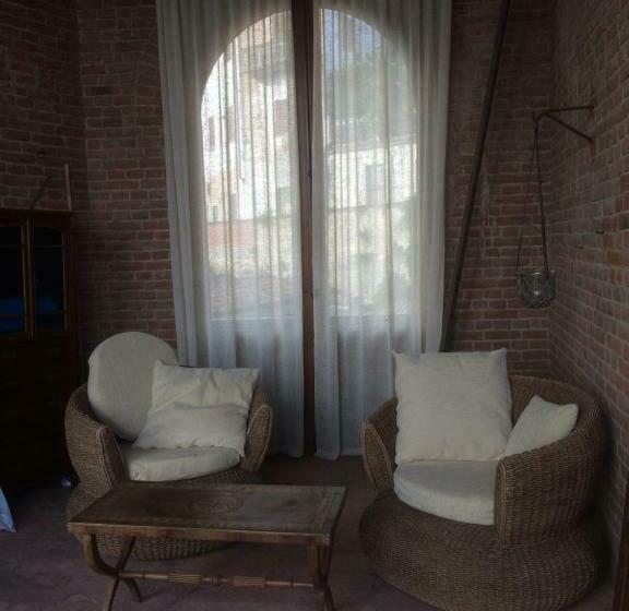 مبيت وإفطار Castello Mellana