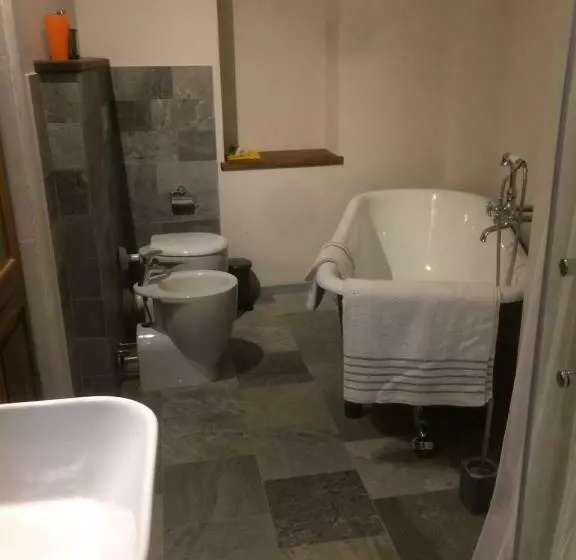 Aamiaismajoitus (B&B) Castello Mellana