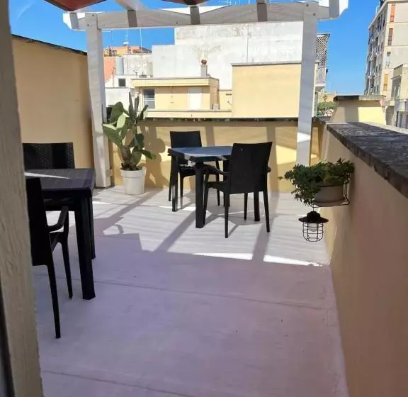 تختخواب و صبحانه Handy