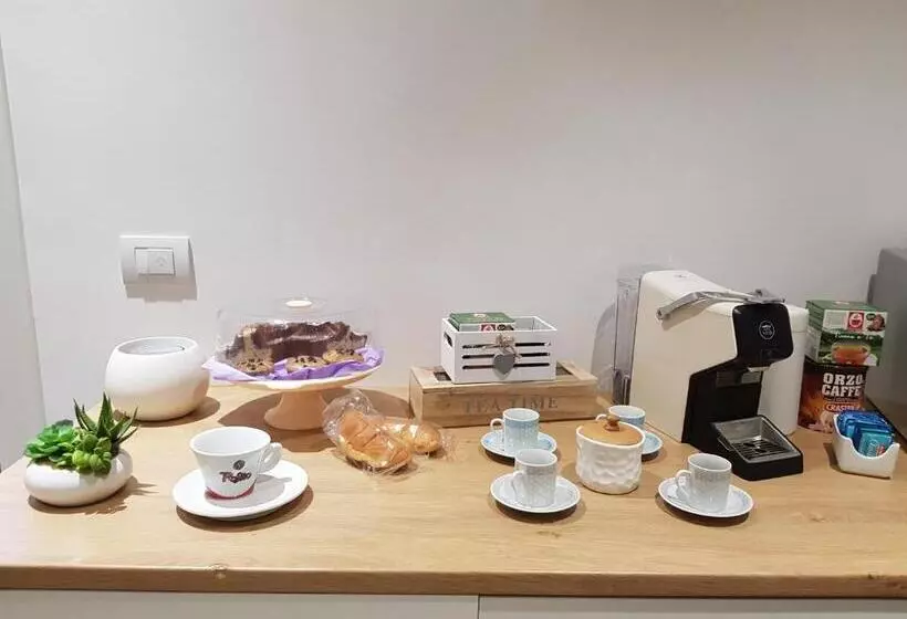 تختخواب و صبحانه Handy