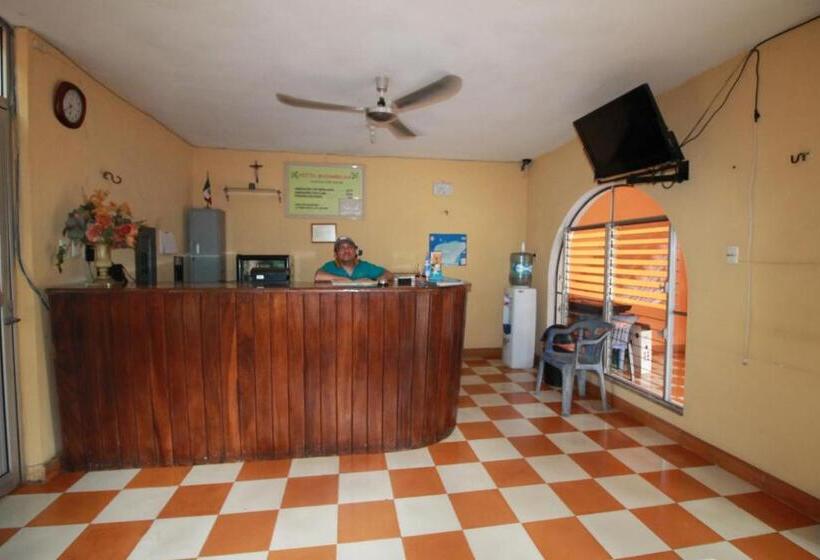 Szálloda Bugambilias