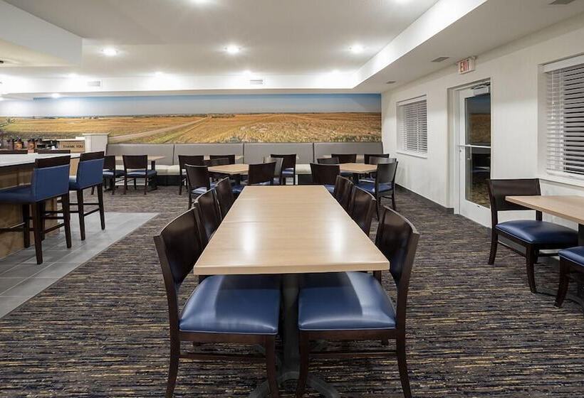 Grandstay Hotel Milbank