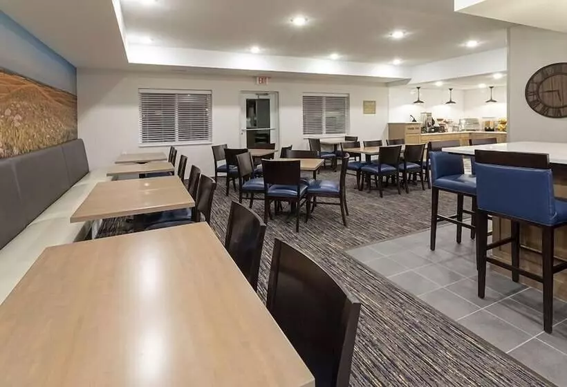 Grandstay Hotel Milbank