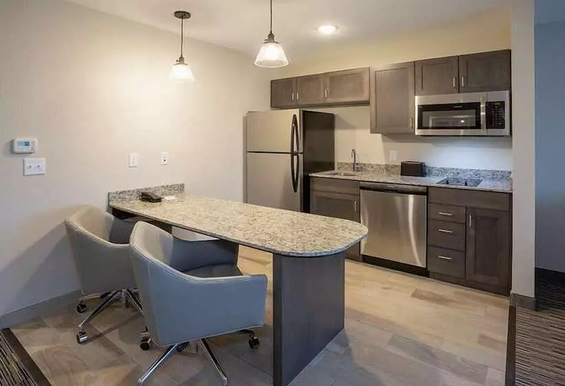 Grandstay Hotel Milbank